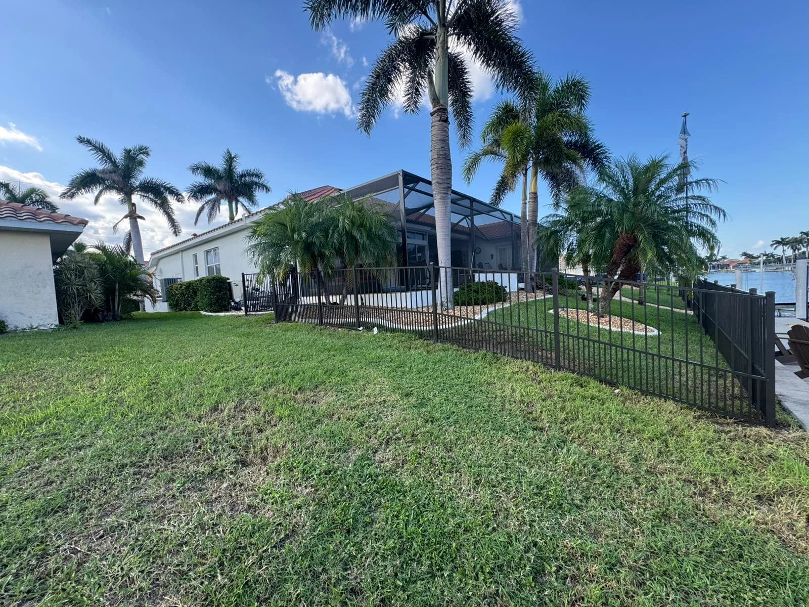 Residential chain link fence installation